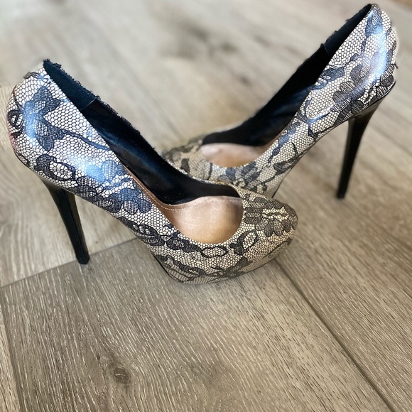 ALDO Beige Black Faux Lace Print Pumps - Picture 6 of 9